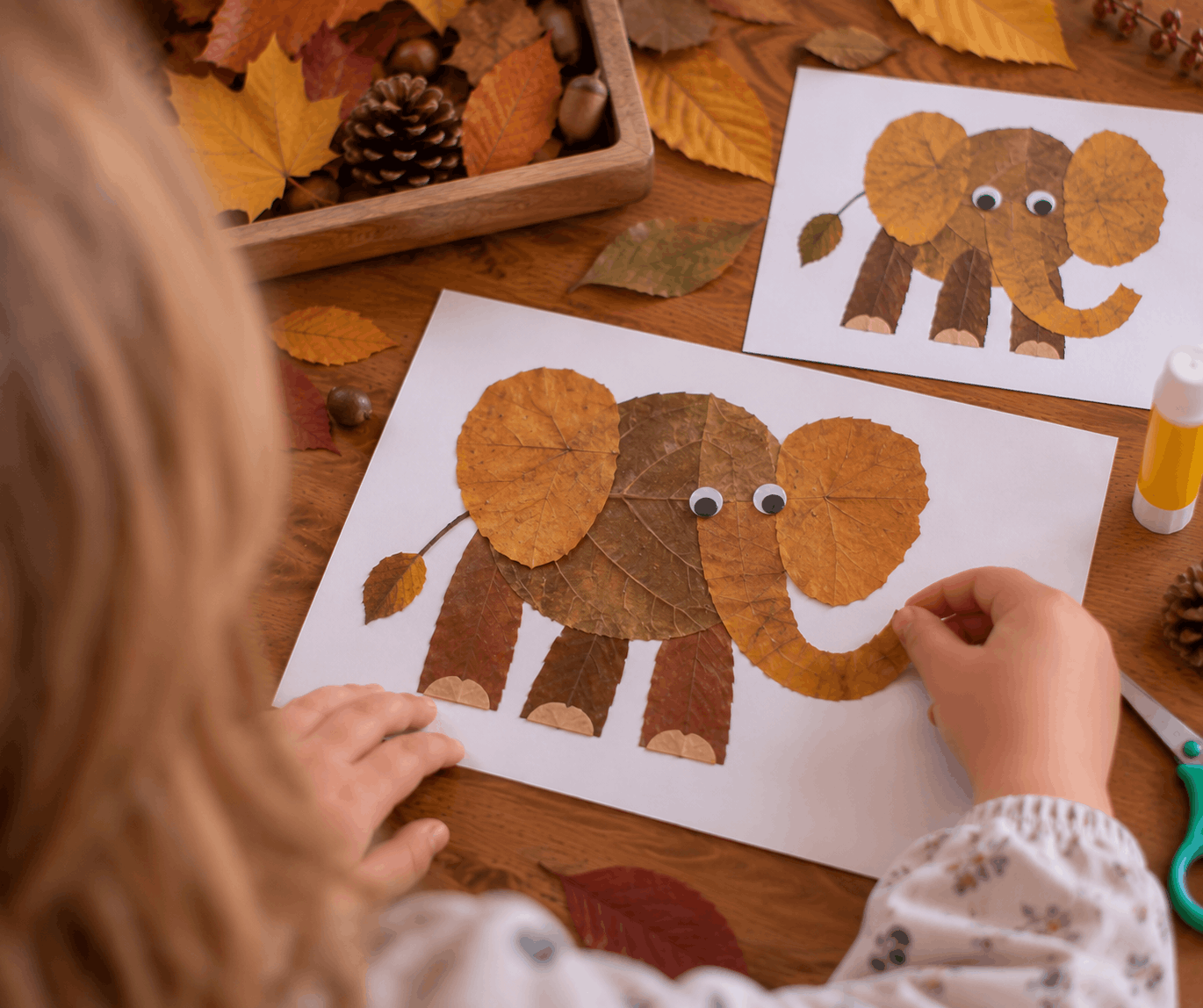 Elefant basteln aus gepressten Blättern