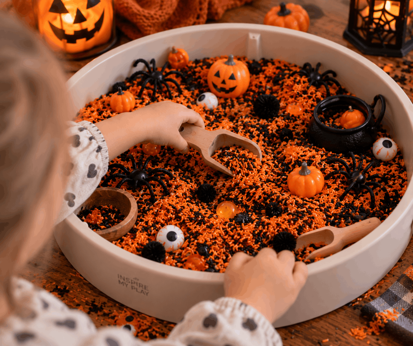 Halloween Reis Sinnesbad - Sensory Play für Kinder