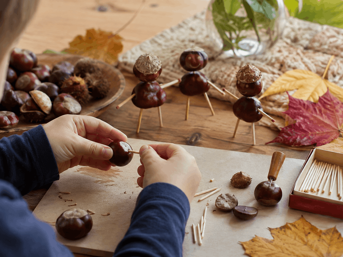 Bastelideen für Kinder mit Kastanien - Kastanienmännchen