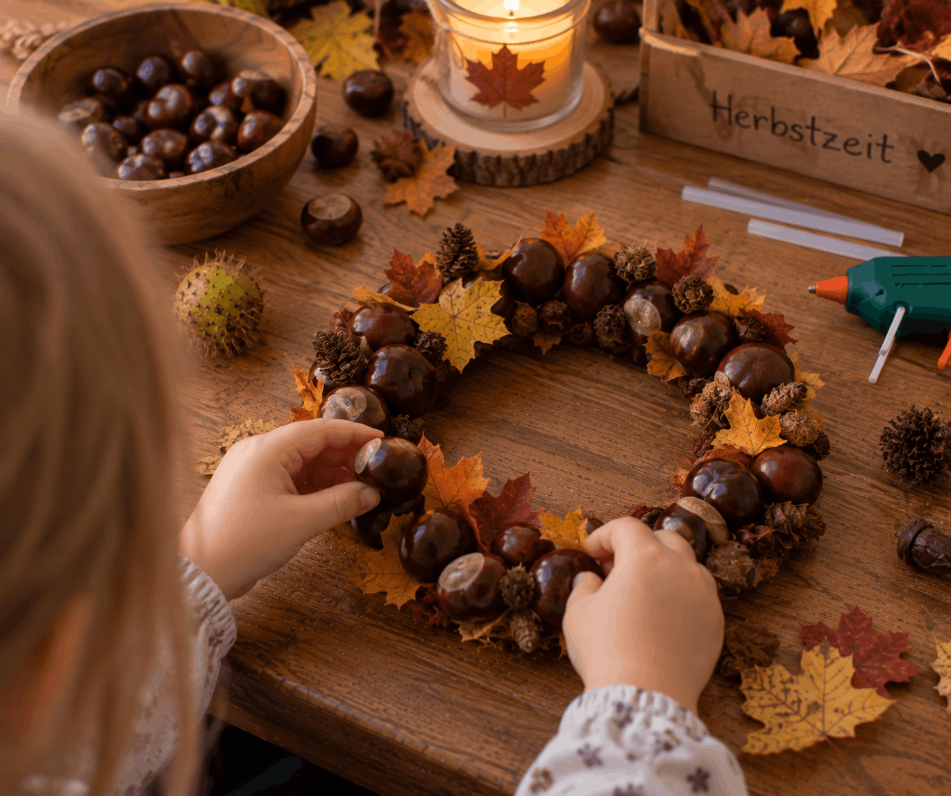 Dekodideen für Kinder mit Kastanien - Kastanienkranz