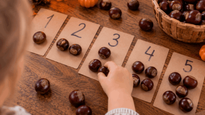 Beschäftigungsideen für Kinder mit Kastanien - Zählspiel mit Kastanien